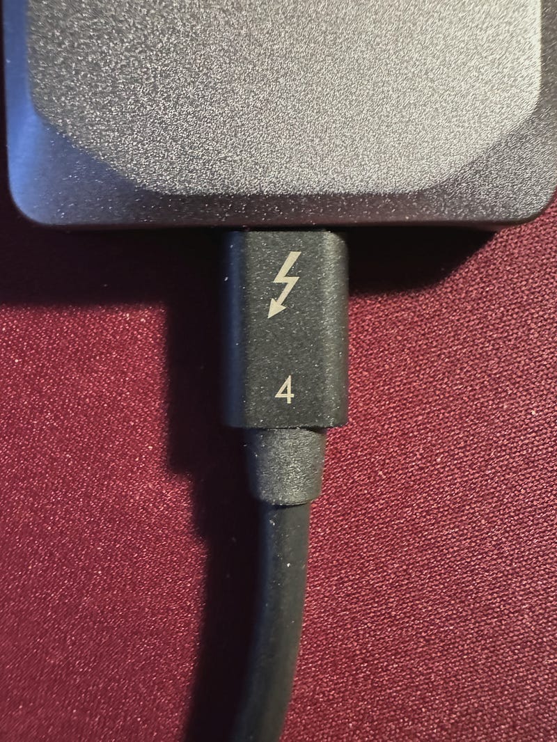 Thunderbolt 4 cable with branding